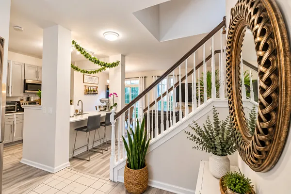 1288 W BLACK WOLF RD