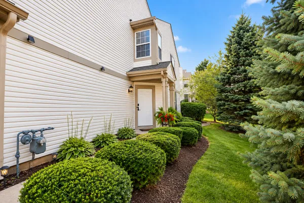 1288 W BLACK WOLF RD
