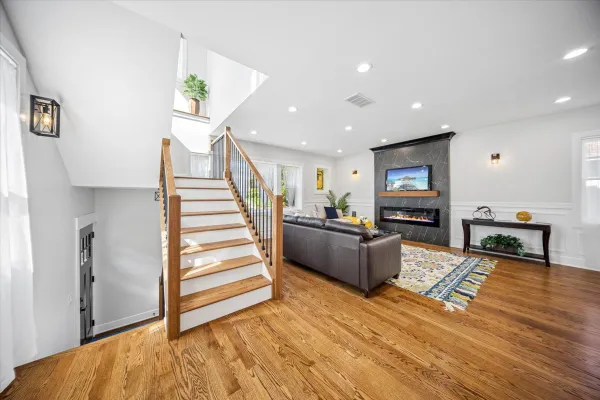 7048 26TH PKWY