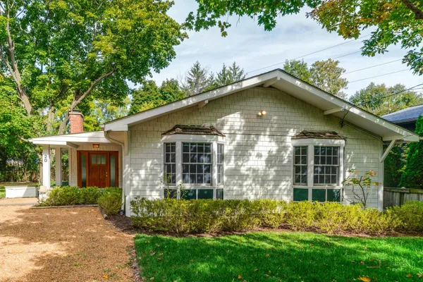 20 W OLD ELM RD