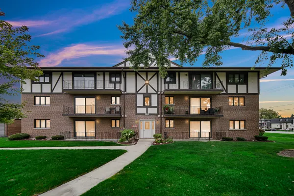 11042 S THERESA CIR 3A