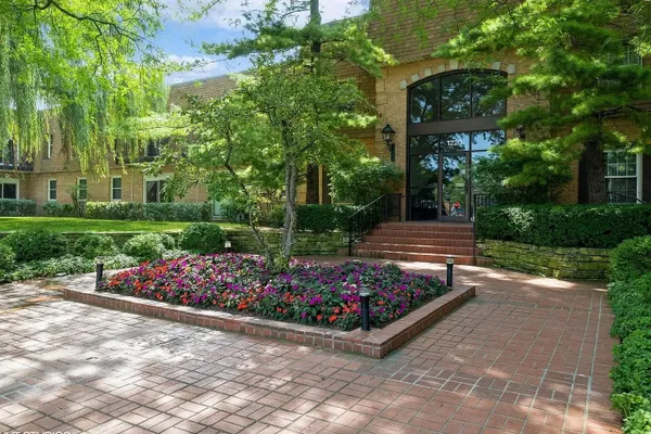 1220 PARK AVE 126