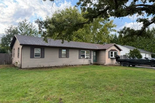 1108 SUNSET DR