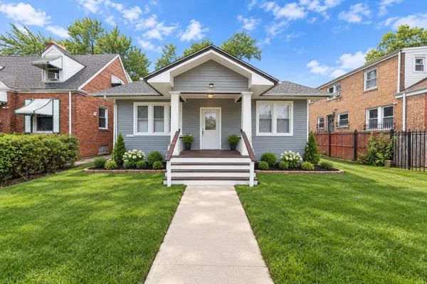 8506 S EUCLID AVE