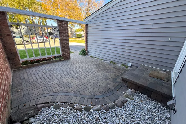 447 BUCKEYE DR