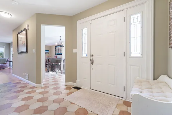 1304 SHIRE CIR 4