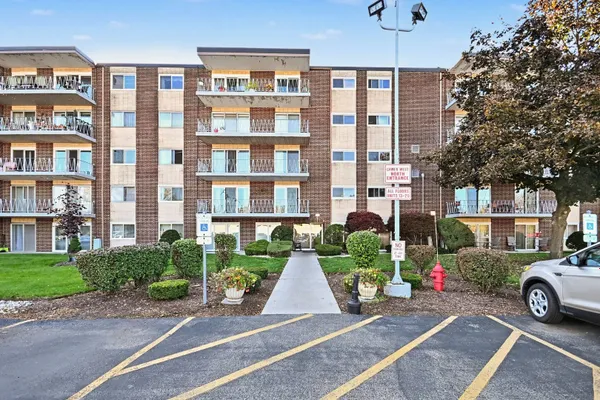 2900 MAPLE AVE 20-E