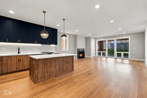 2448 W DIVERSEY AVE 1