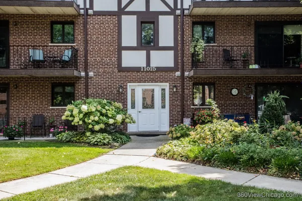 11015 S THERESA CIR 3B
