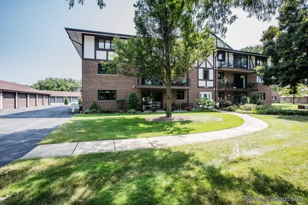 11015 S THERESA CIR 3B