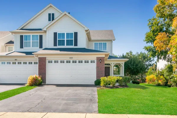 483 DANCER LN