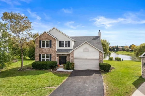 1703 HIDDEN OAKS CT