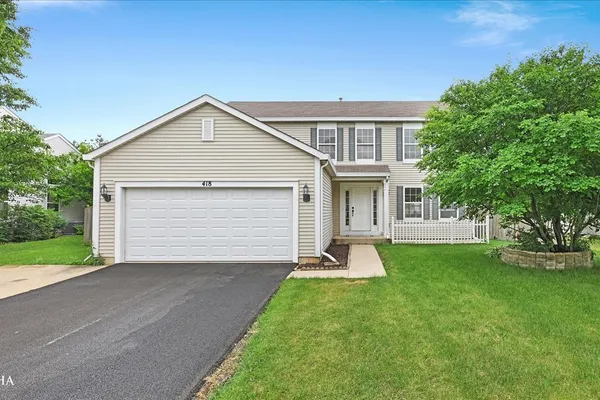 418 TERRACE LN
