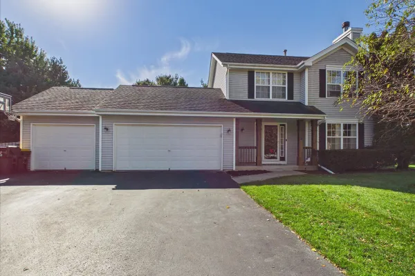1880 BROADMOOR RD