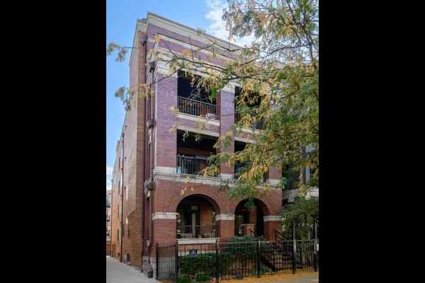 1043 W MONROE ST 3