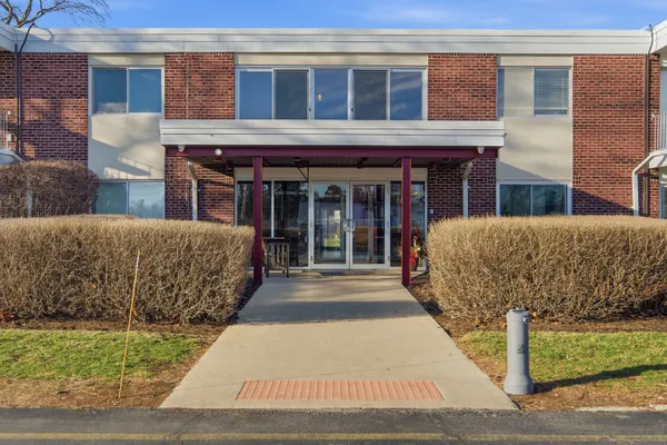 100 DEBORAH LN 28B