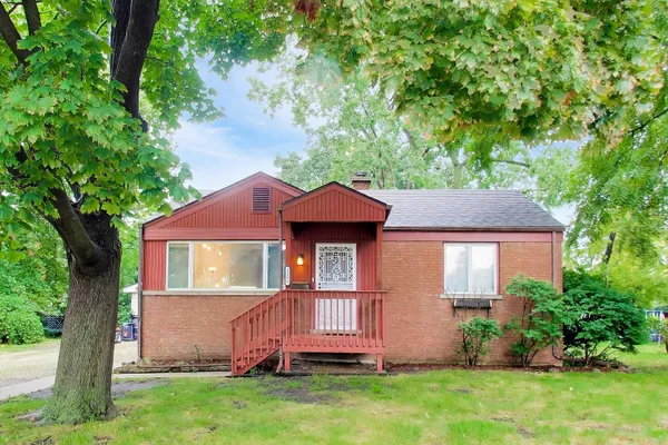 2183 LAURA LN