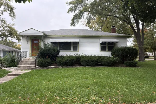 234 E GOEBEL DR