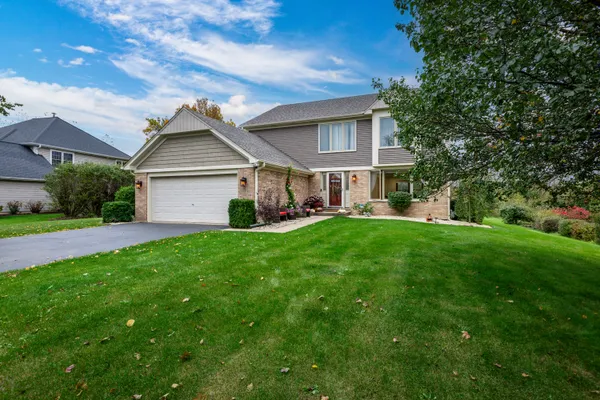5485 FOX PATH LN