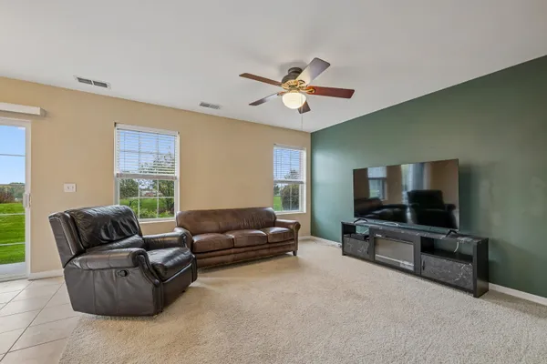 425 WINDHAM COVE DR