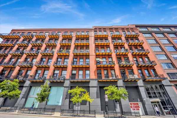 616 W FULTON ST 212