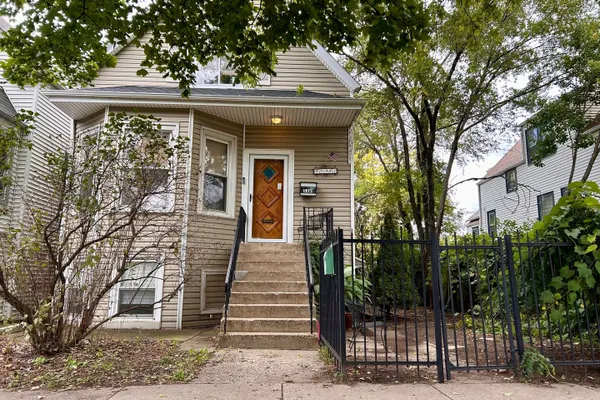 5381 N BOWMANVILLE AVE