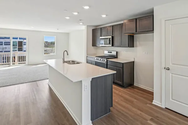 1358 FOXGLOVE DR