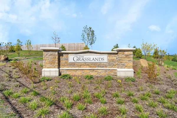 1305 FOXGLOVE DR