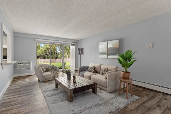 586 FAIRWAY VIEW DR 1B