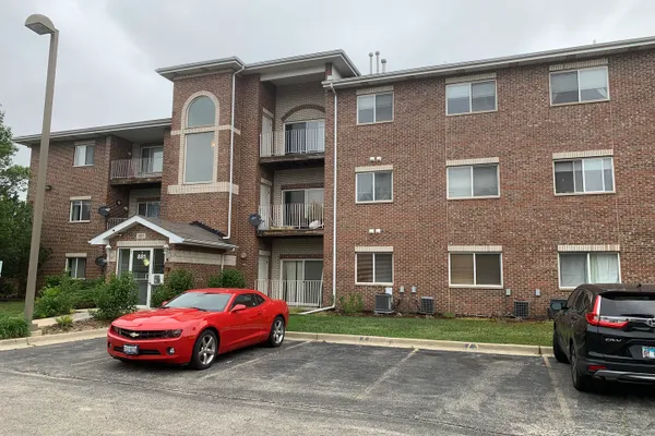 881 N SWIFT RD 306