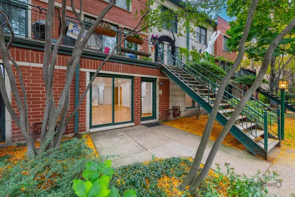 1812 S DEARBORN ST 31