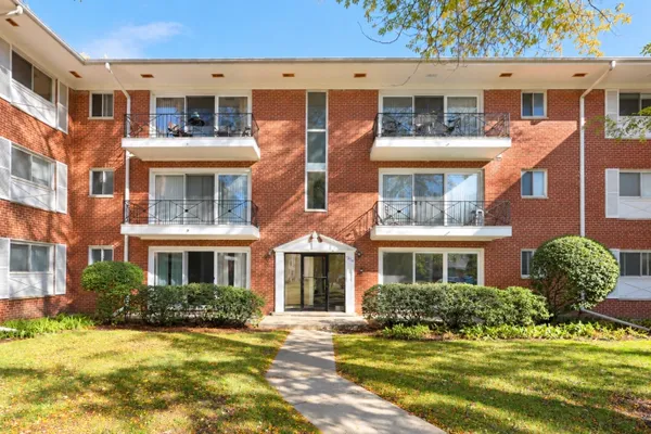 10115 OLD ORCHARD CT 104