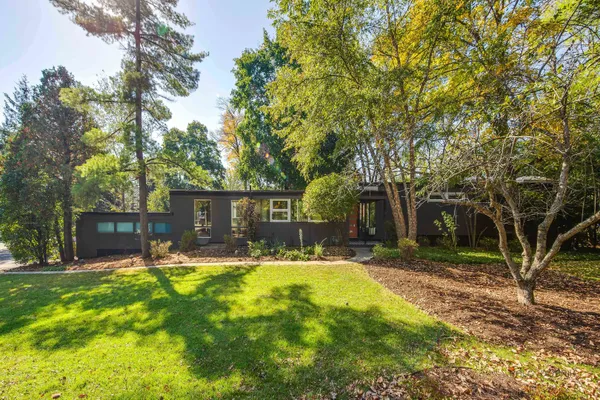 1470 RIDGE RD