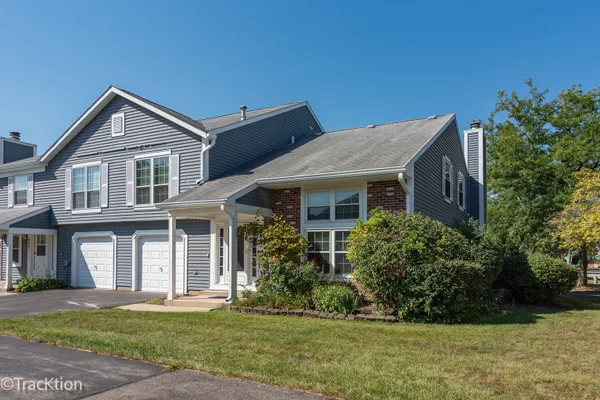 653 PONTIAC LN