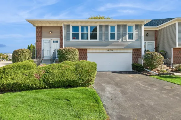 425 MONET CIR 425