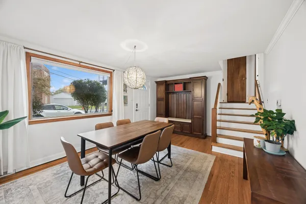 3519 MAPLE AVE