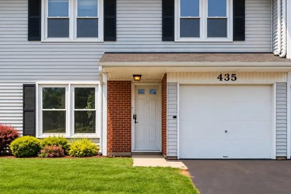 435 WRIGHT CT