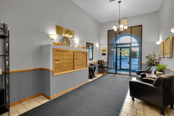 55 S HALE ST 207