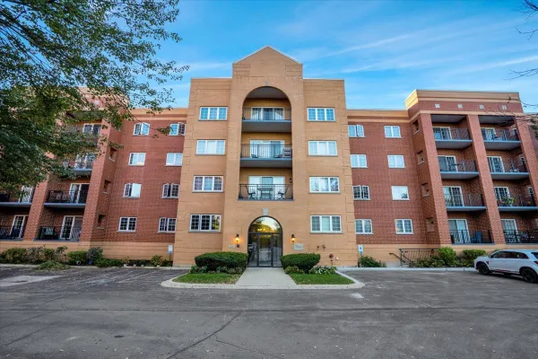 55 S HALE ST 207