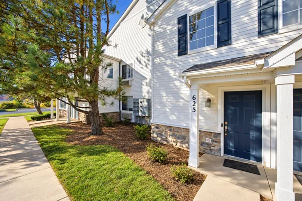 625 SILVERSTONE DR 625