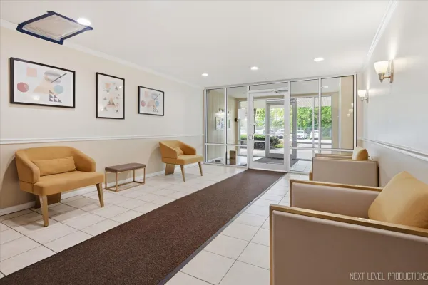 5506 LINCOLN AVE 521