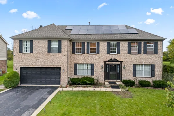 1381 CALLEN LN