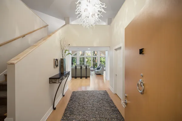 240 WHISTLER RD 1E