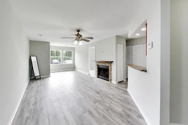 1364 E WYNDHAM CIR 103