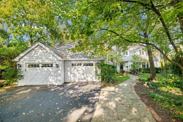 361 N DEERE PARK DR