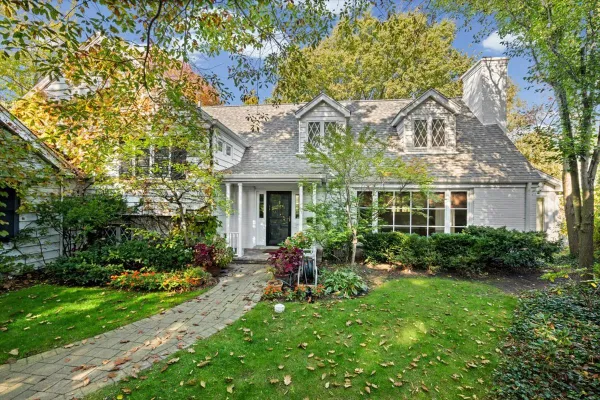 361 N DEERE PARK DR