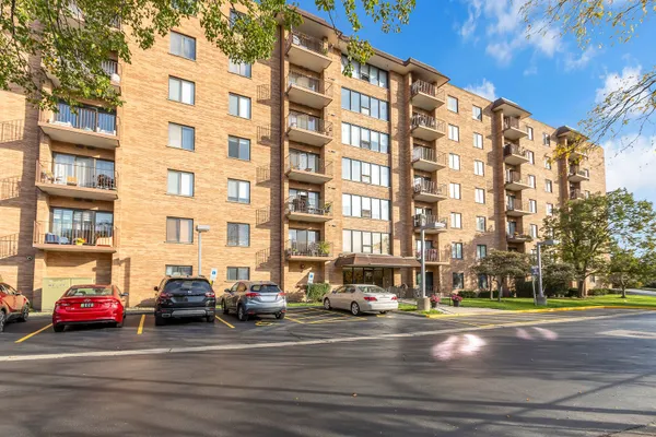 1777 W CRYSTAL LN 206