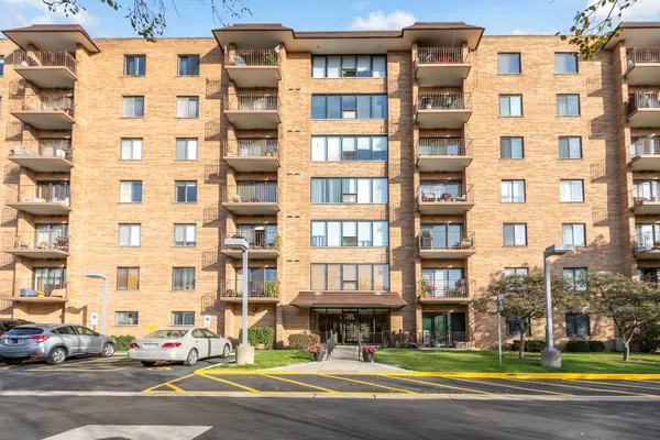 1777 W CRYSTAL LN 206