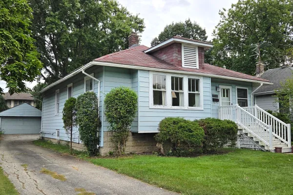 4525 MAIN ST