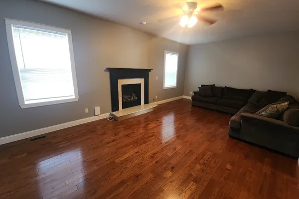 6838 TUPELO RD